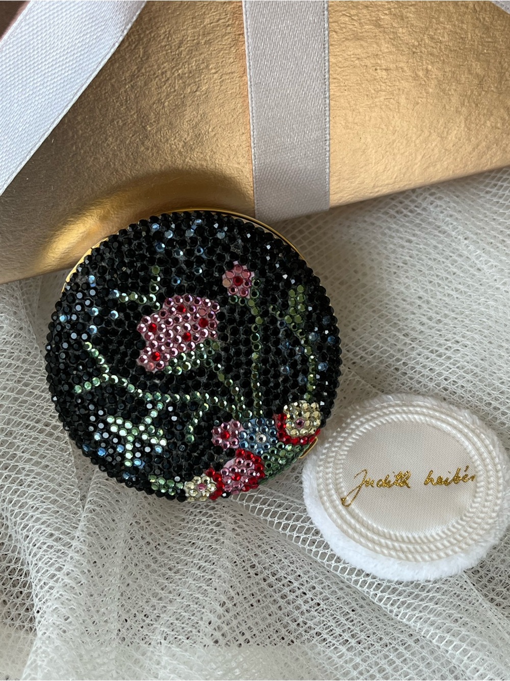 Judith Leiber ✨⭐️💐Vintage Floral Crystal ✨ Compact, EUC - Picture 1 of 16